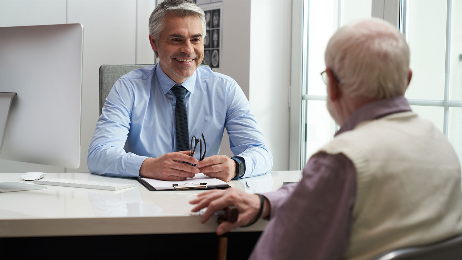 Asistencia a hogares geriátricos o Residencias de adultos mayores